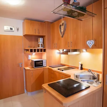 Heart In Seefeld Apartment